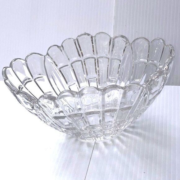 Vintage LEAD CRYSTAL Bowl Handcrafted in Bulgaria 8 x 5.5 inches - Picture 9 of 13